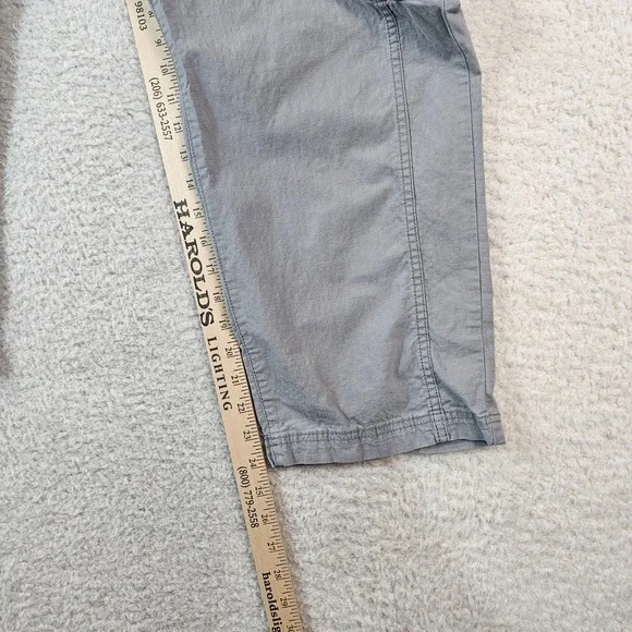 Eddie Bauer Womens 18 Gray Cargo Capri Pants Ripstop Stretch Hiking Crop Pants - Picture 8 of 13